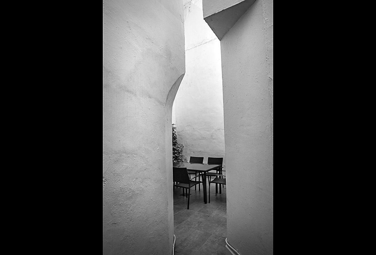 Apartamento Mendoza Seville Luaran gambar