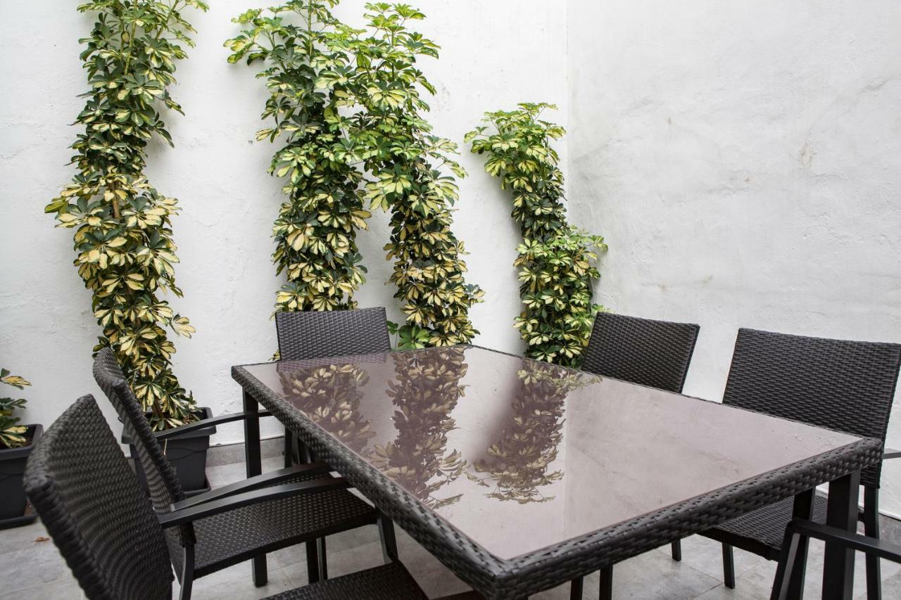 Apartamento Mendoza Seville Luaran gambar